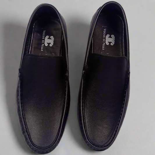 Classic Black Leather Loafer – Sleek, Durable, Desi Ready
